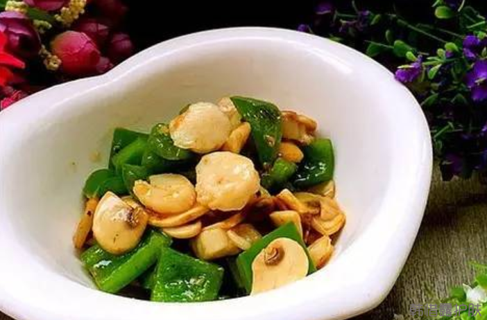祛痘食譜，青椒炒蘑菇